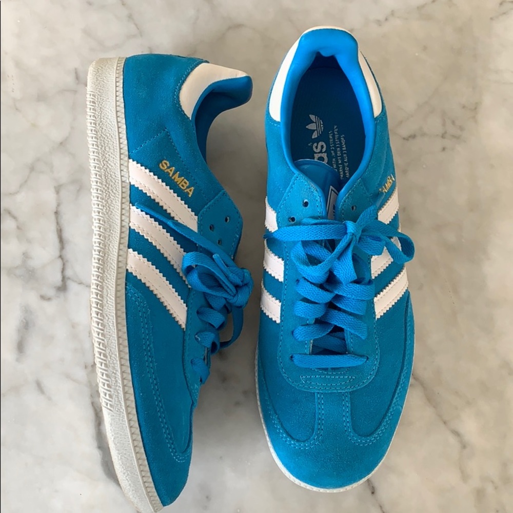 Turquoise suede Adidas Samba sneakers